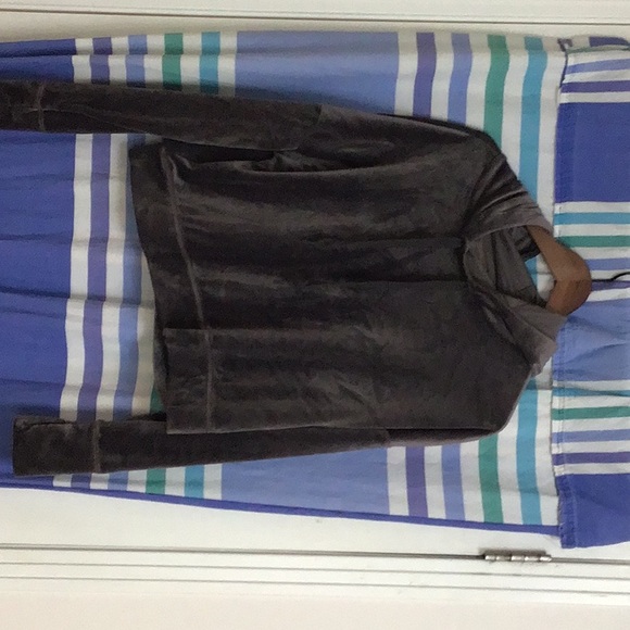 Offline by Aerie hoodie - Picture 1 of 4